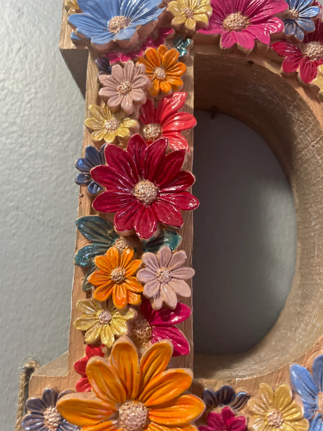 Wooden Letter D Decor with Flowers - photo 2
