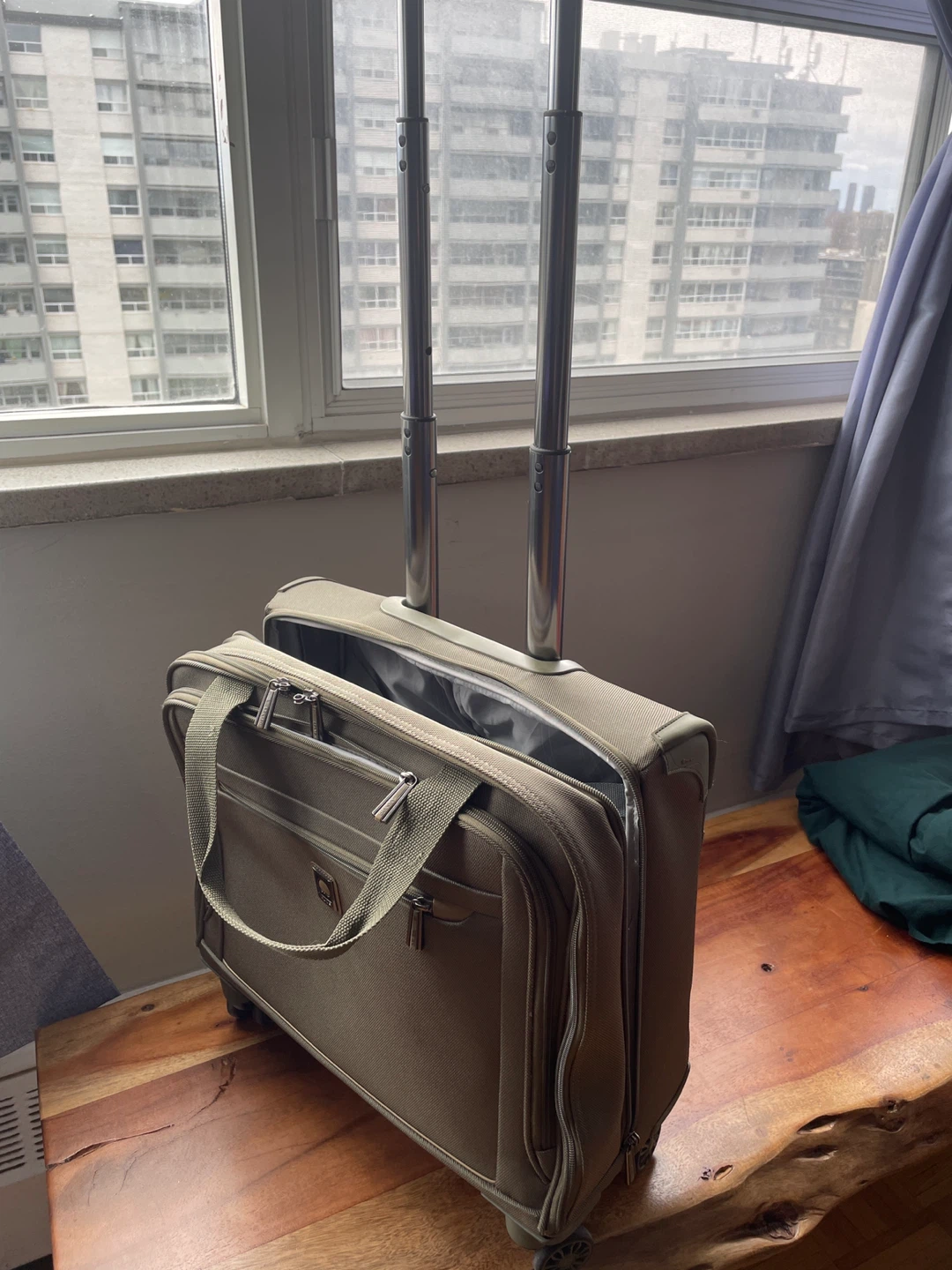 Delsey Carry-On Luggage - photo 3