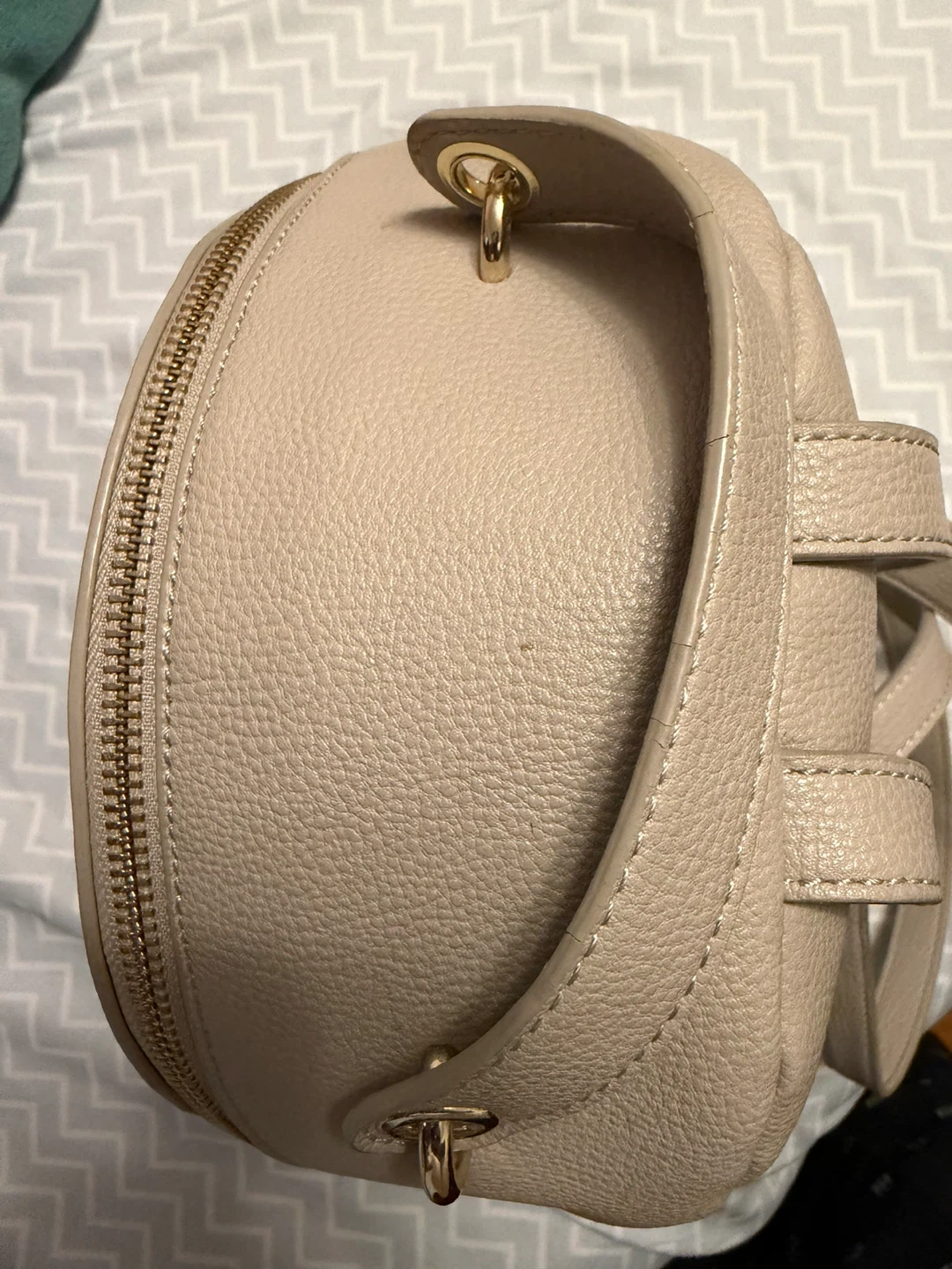 Tommy Hilfiger Women's Beige Leather Backpack - photo 2