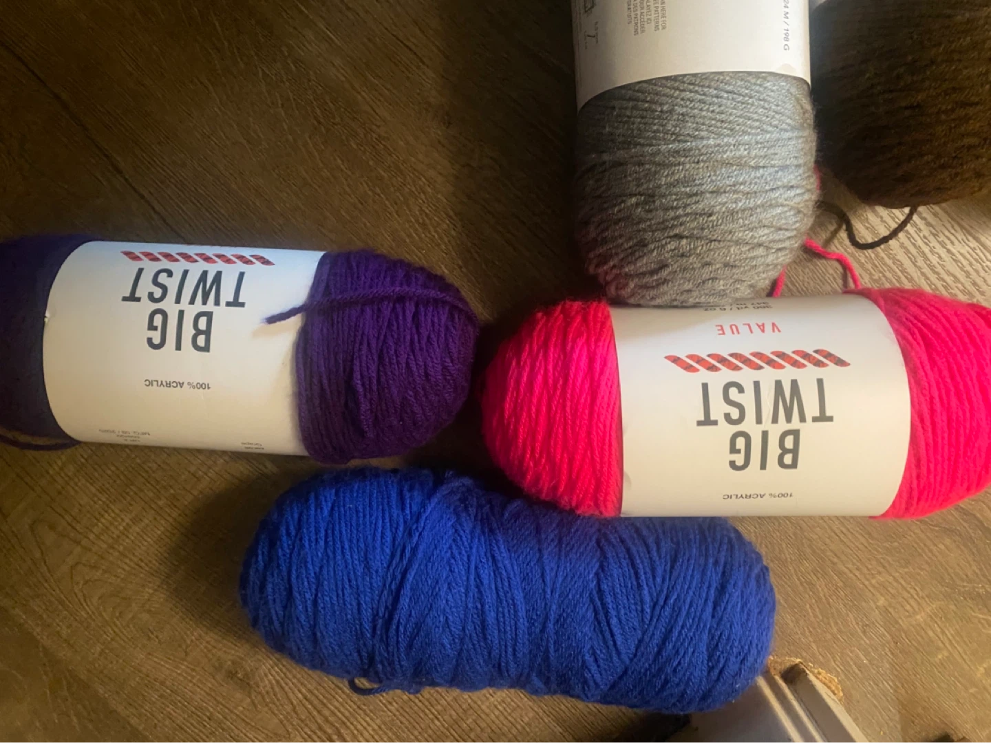 Loops & Threads and Big Twist Acrylic Yarn Bundle