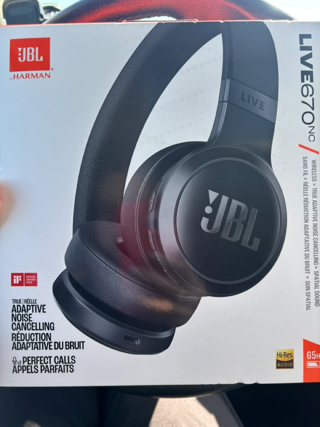 JBL LIVE 670NC Wireless Headphones