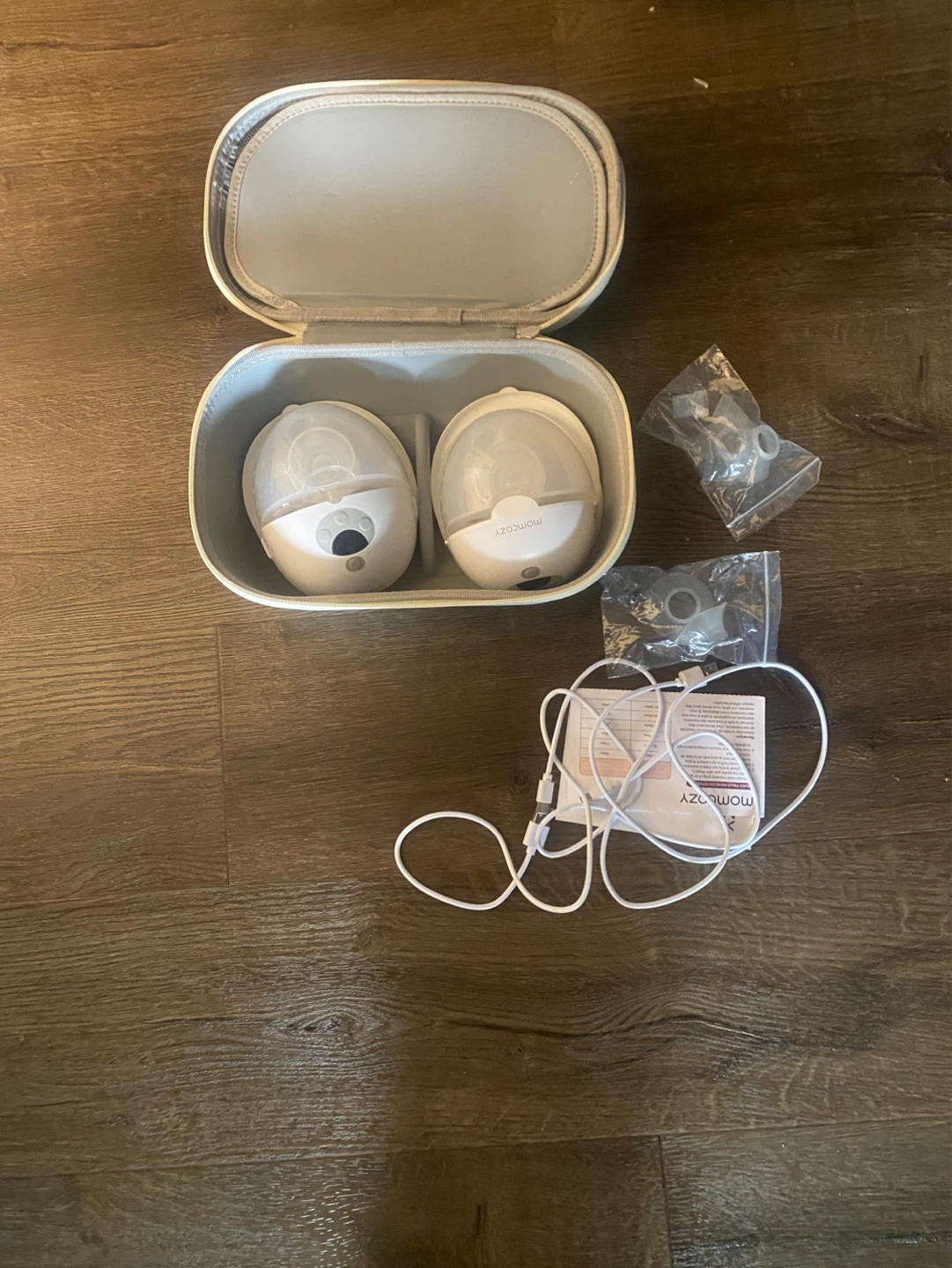 Momcozy Wearable Breast Pump M5