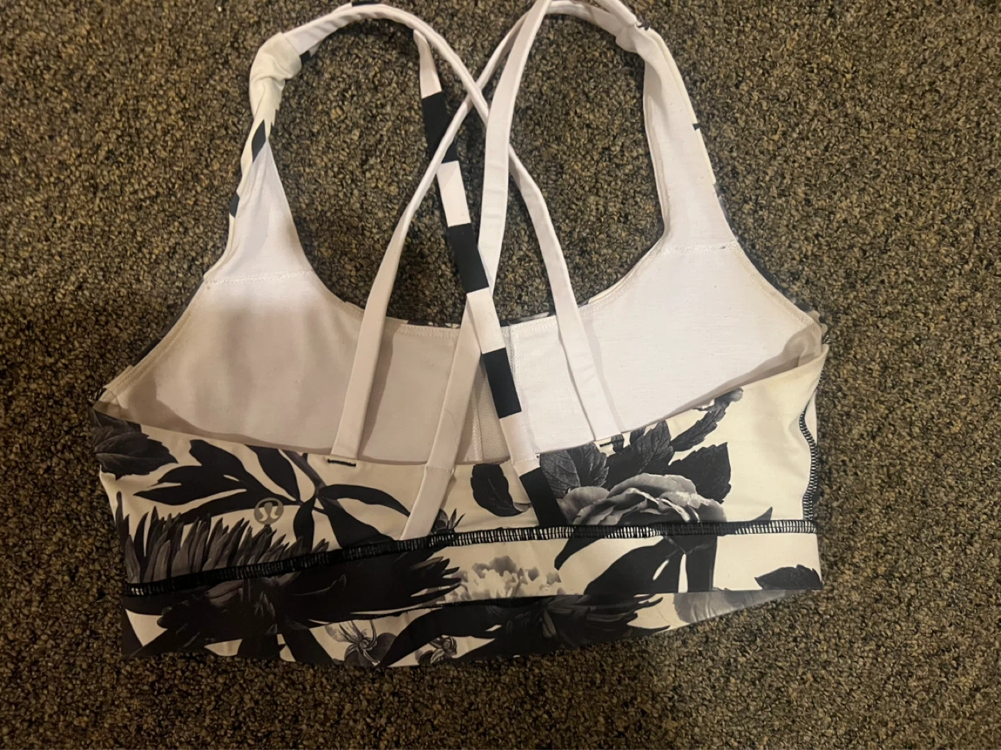 Lululemon Sports Bra - photo 2