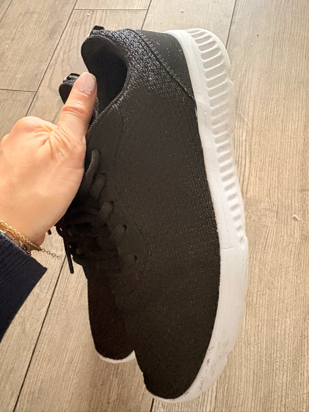 Black Athletic Shoes - photo 5
