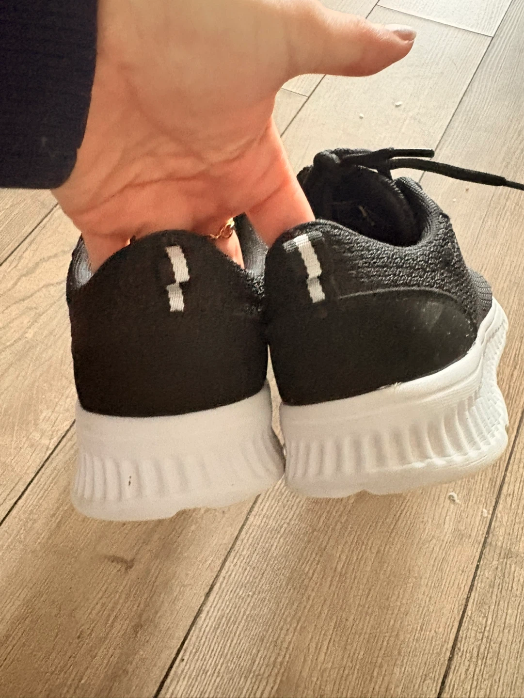 Black Athletic Shoes - photo 2