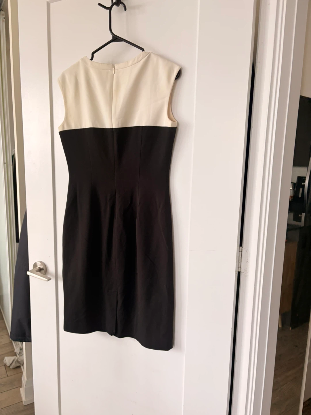 Calvin Klein Two-Tone Sheath Dress - photo 3