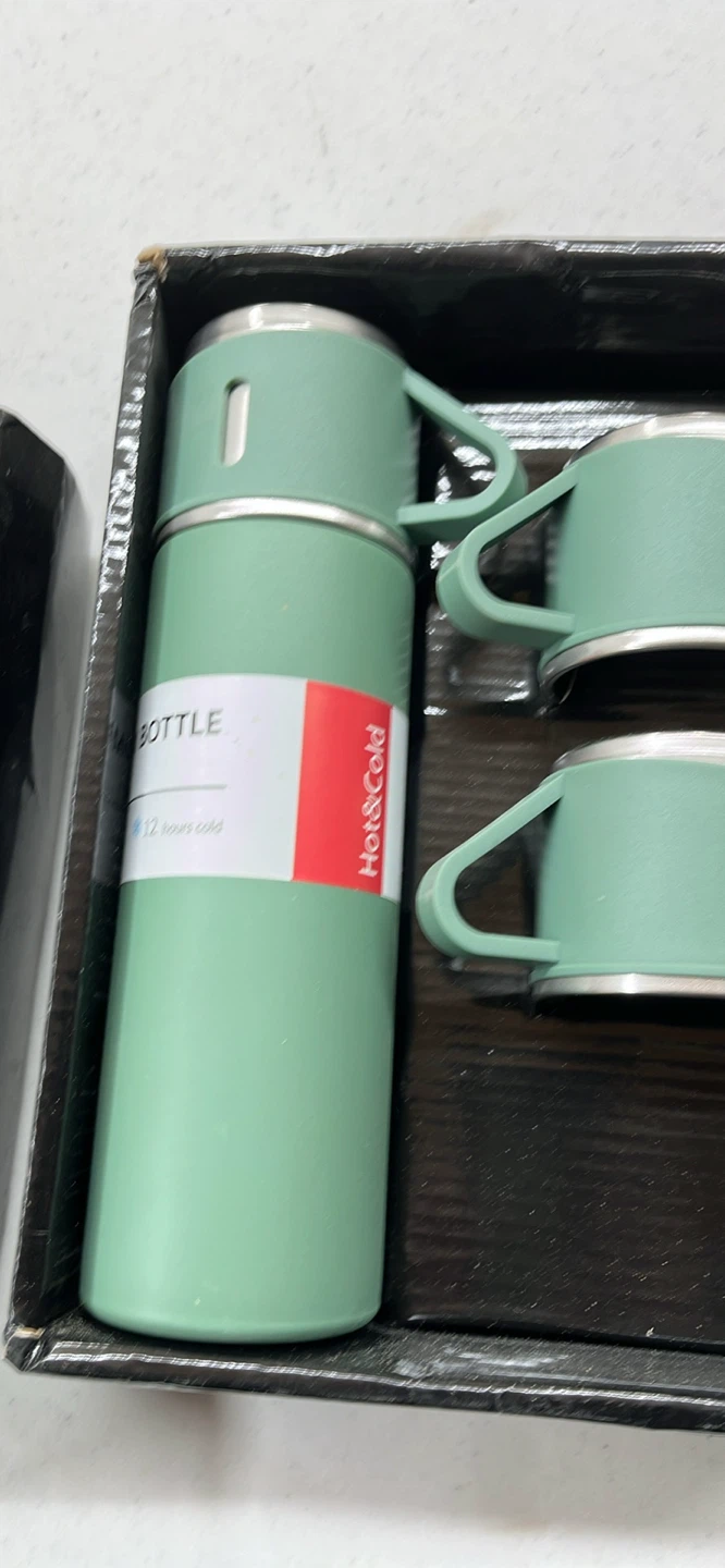 Green Vacuum Flask Set with 2 Mugs - photo 4