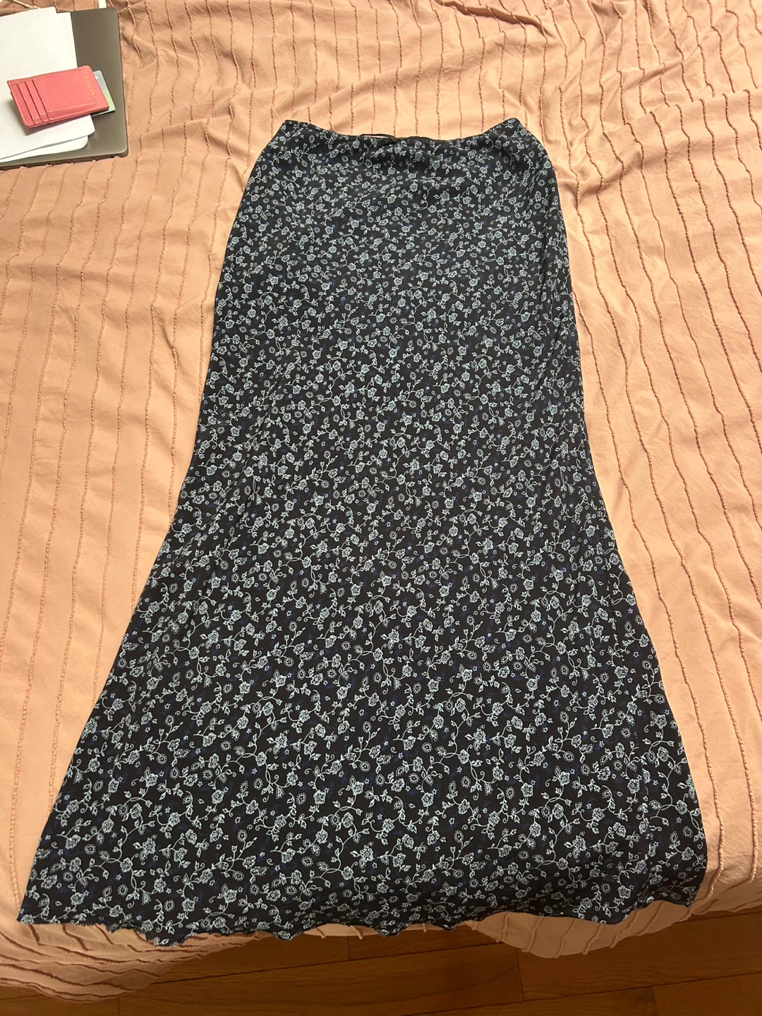 VINTAGE Floral Maxi Skirt