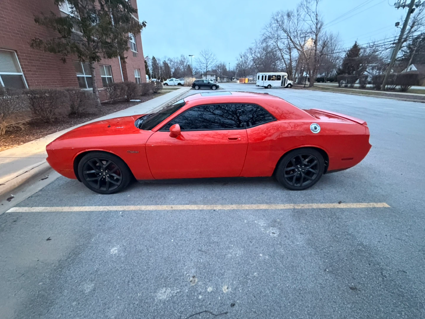 Dodge Challenger - photo 4