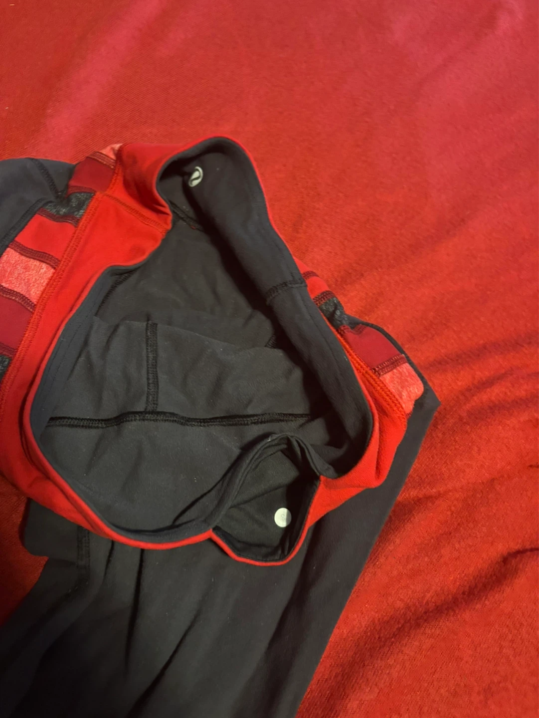 Lululemon Athletica Flared Yoga Pants Black Red Size 6 - photo 2