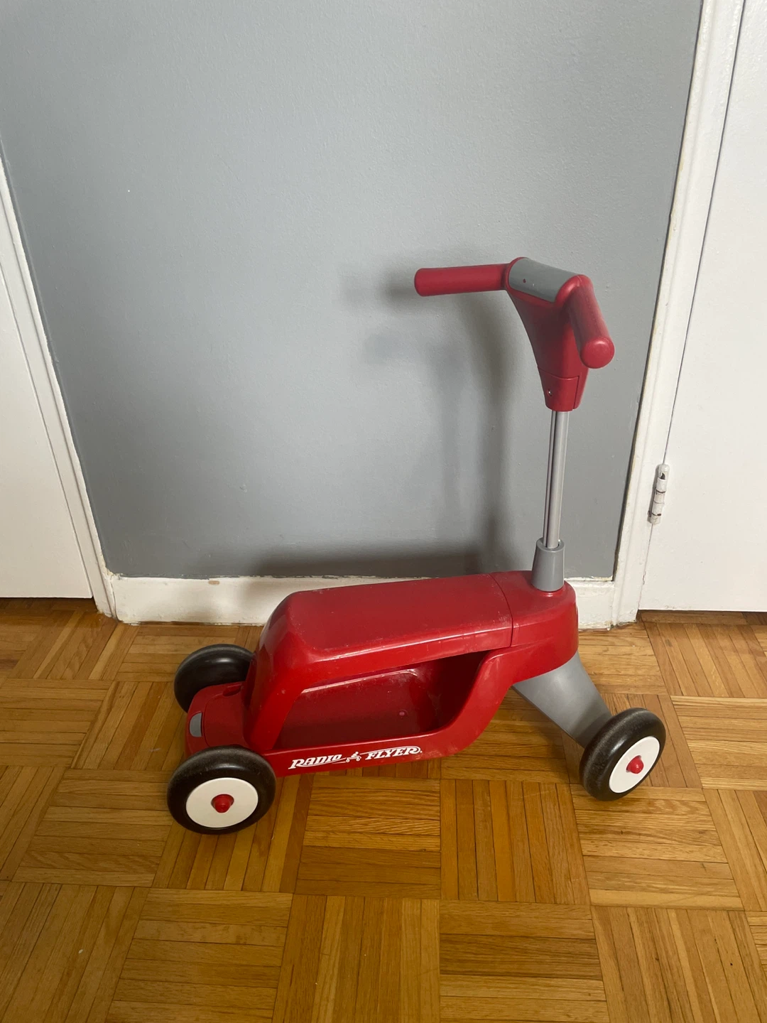 Radio Flyer Scoot 2 Pedal Scooter - photo 2