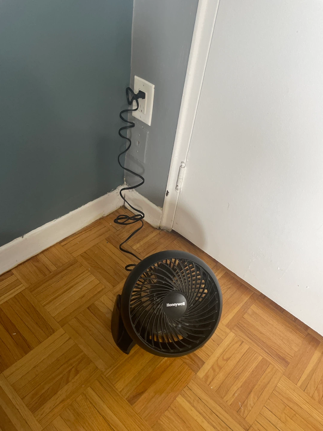 Honeywell black personal fan