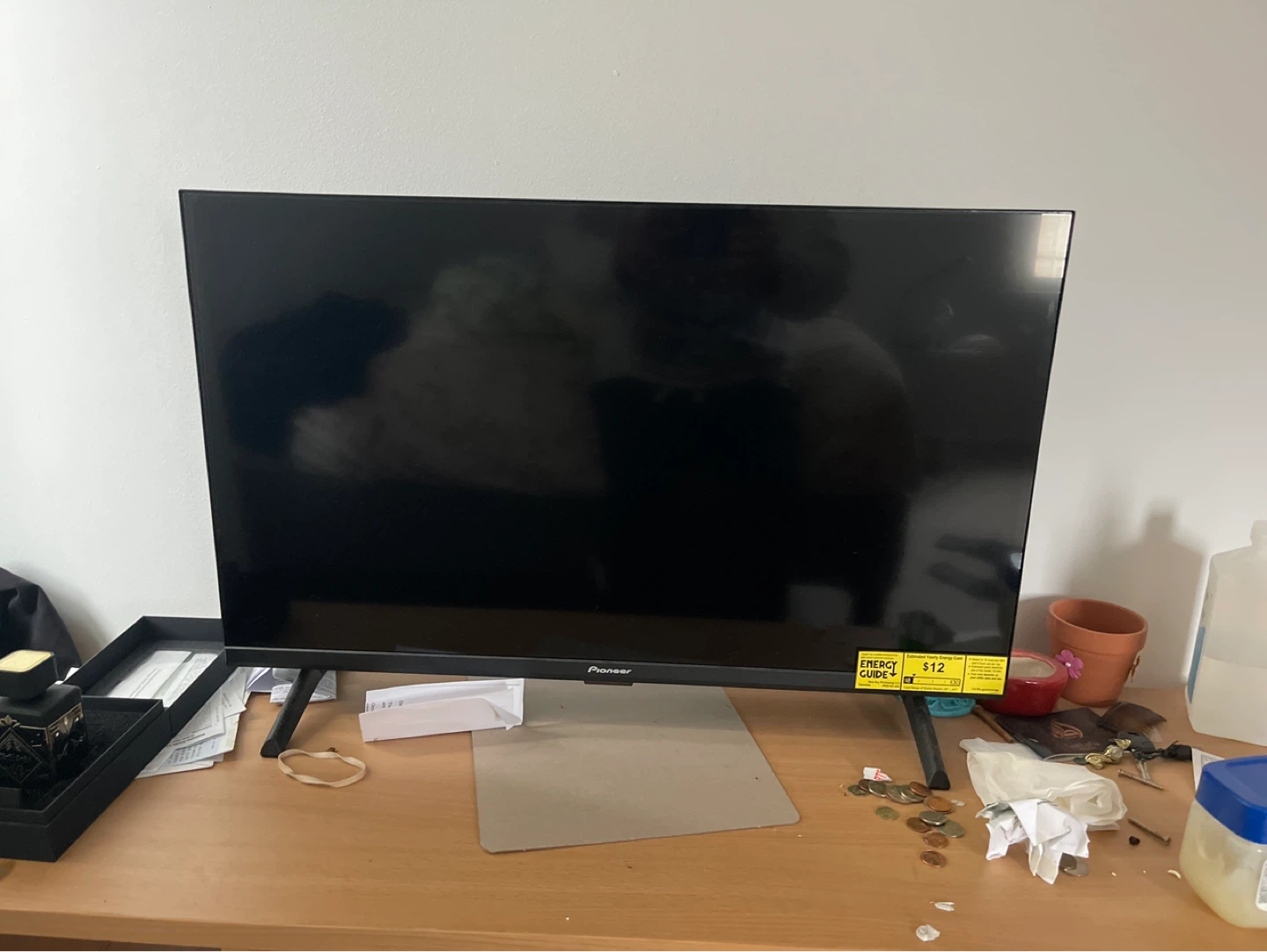Pioneer 32" Television - photo 3