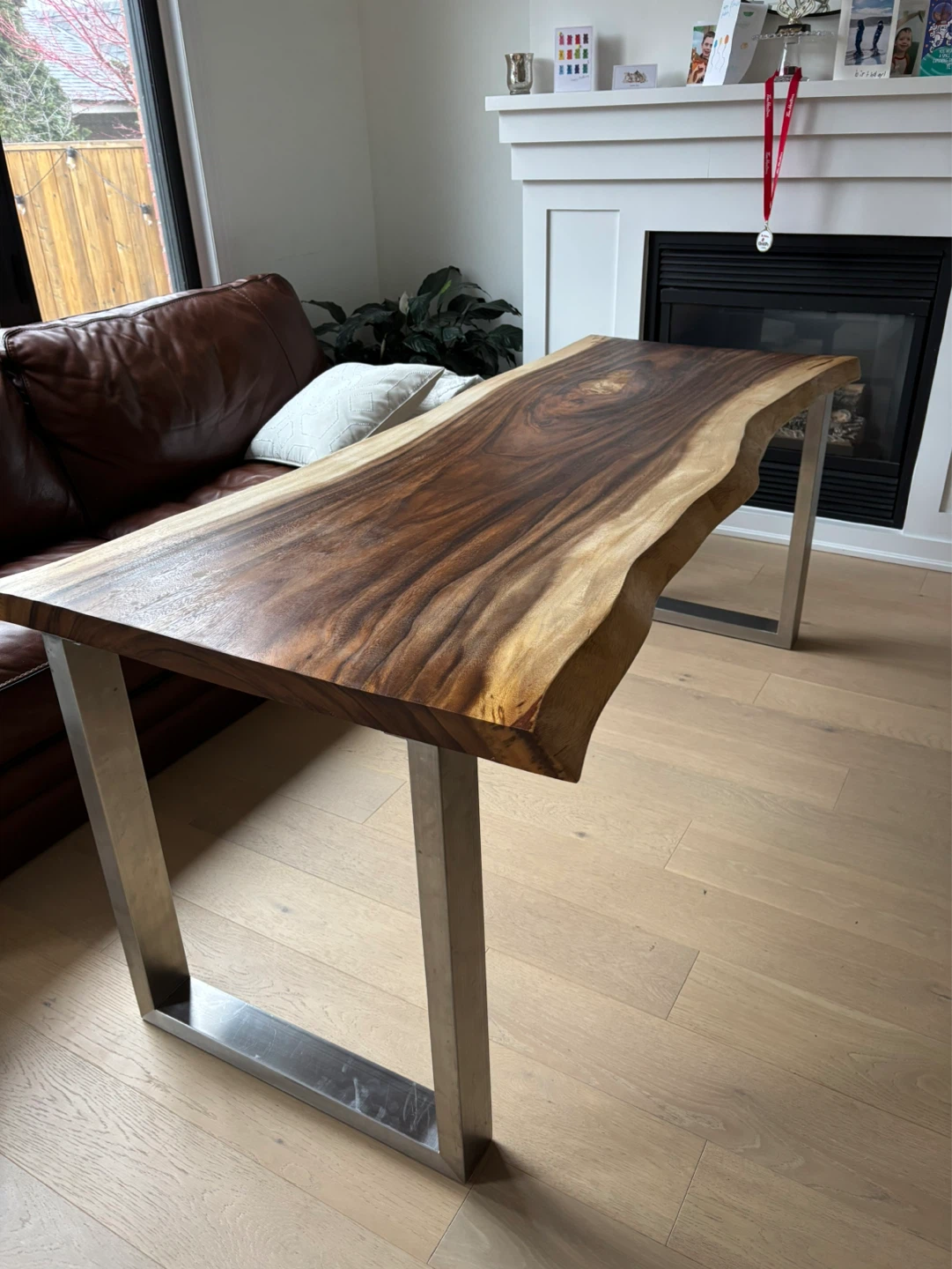 Live Edge wood Dining Table
