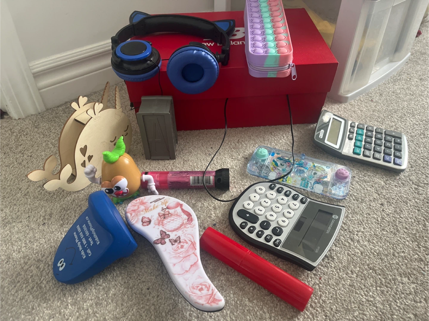 Assorted Stationery Items - photo 3