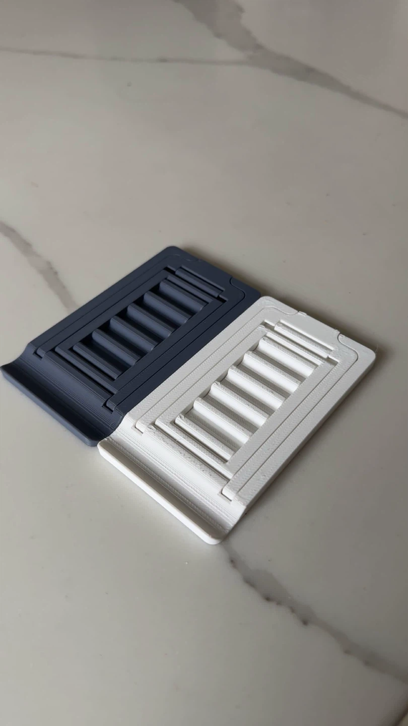 3D printed adjustable phone stands - photo 2