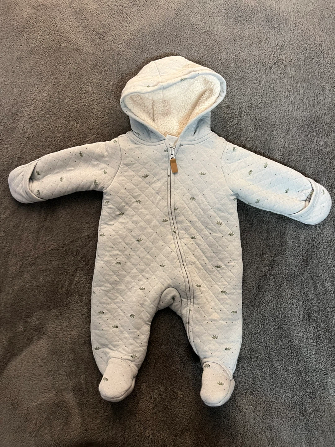 Carter's Baby Outfit - Newborn (0m)
