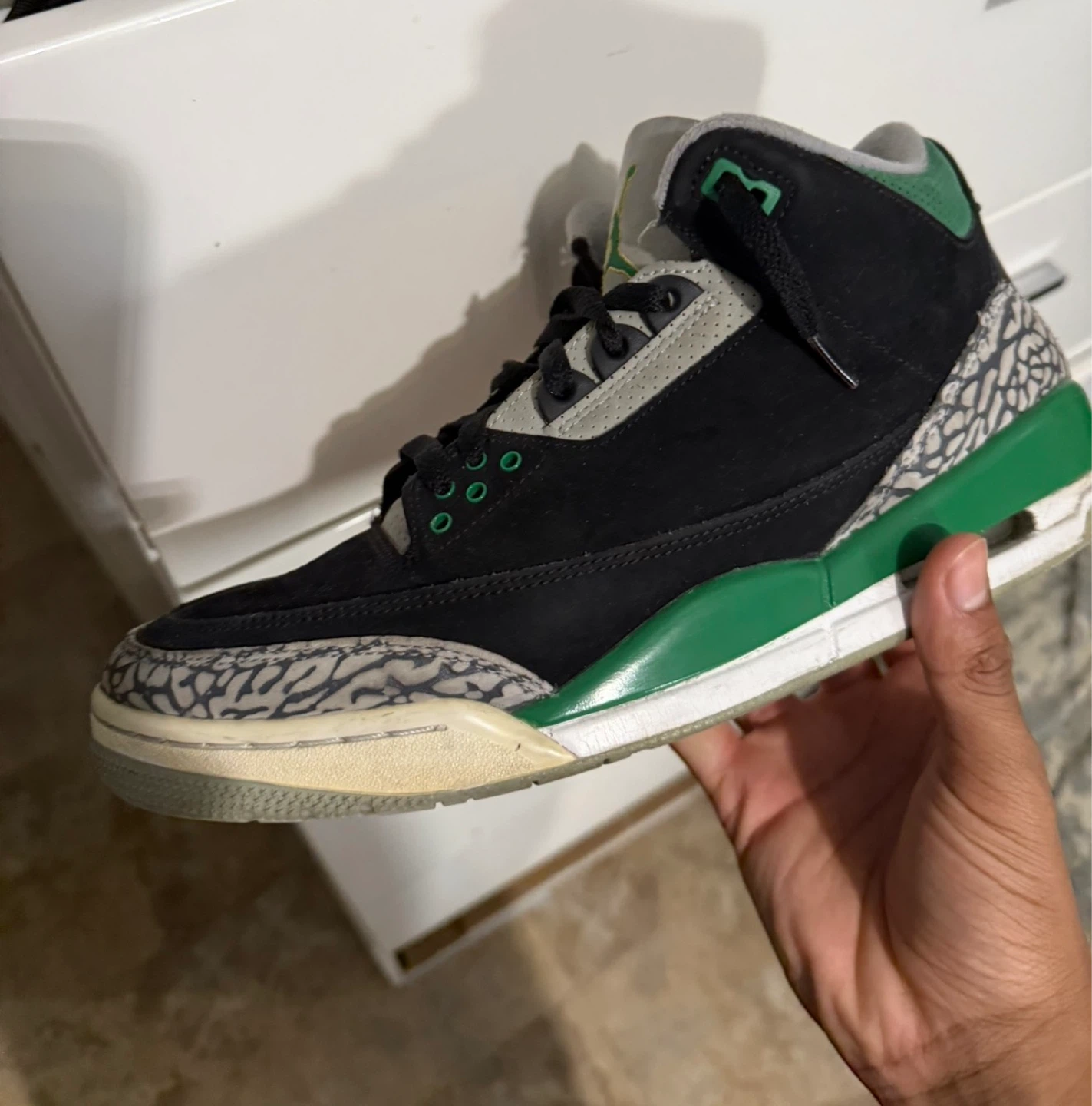Air Jordan 3 Retro pine green