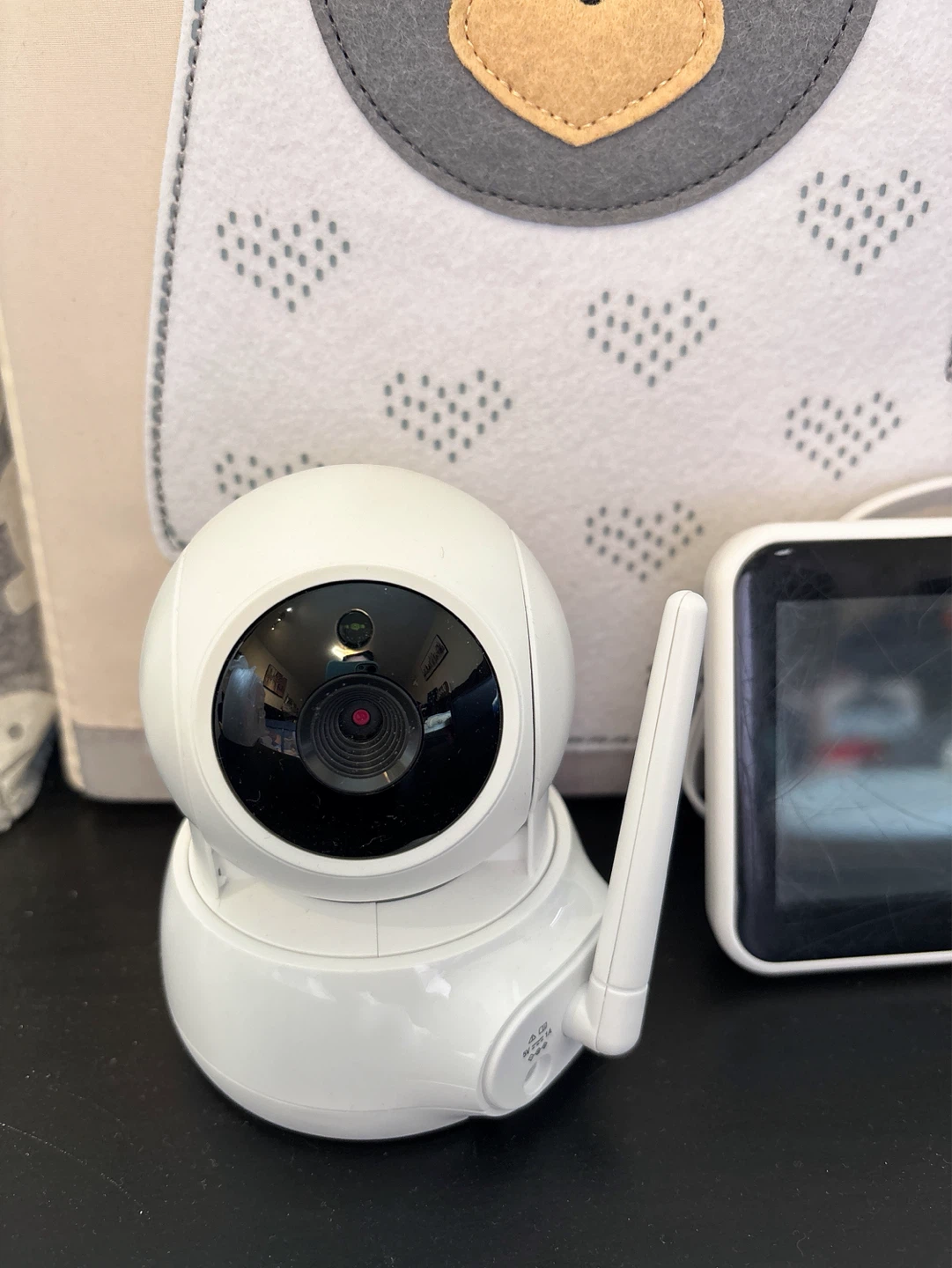 VTech VM321 Video Baby Monitor with Camera and Parent Unit - photo 2