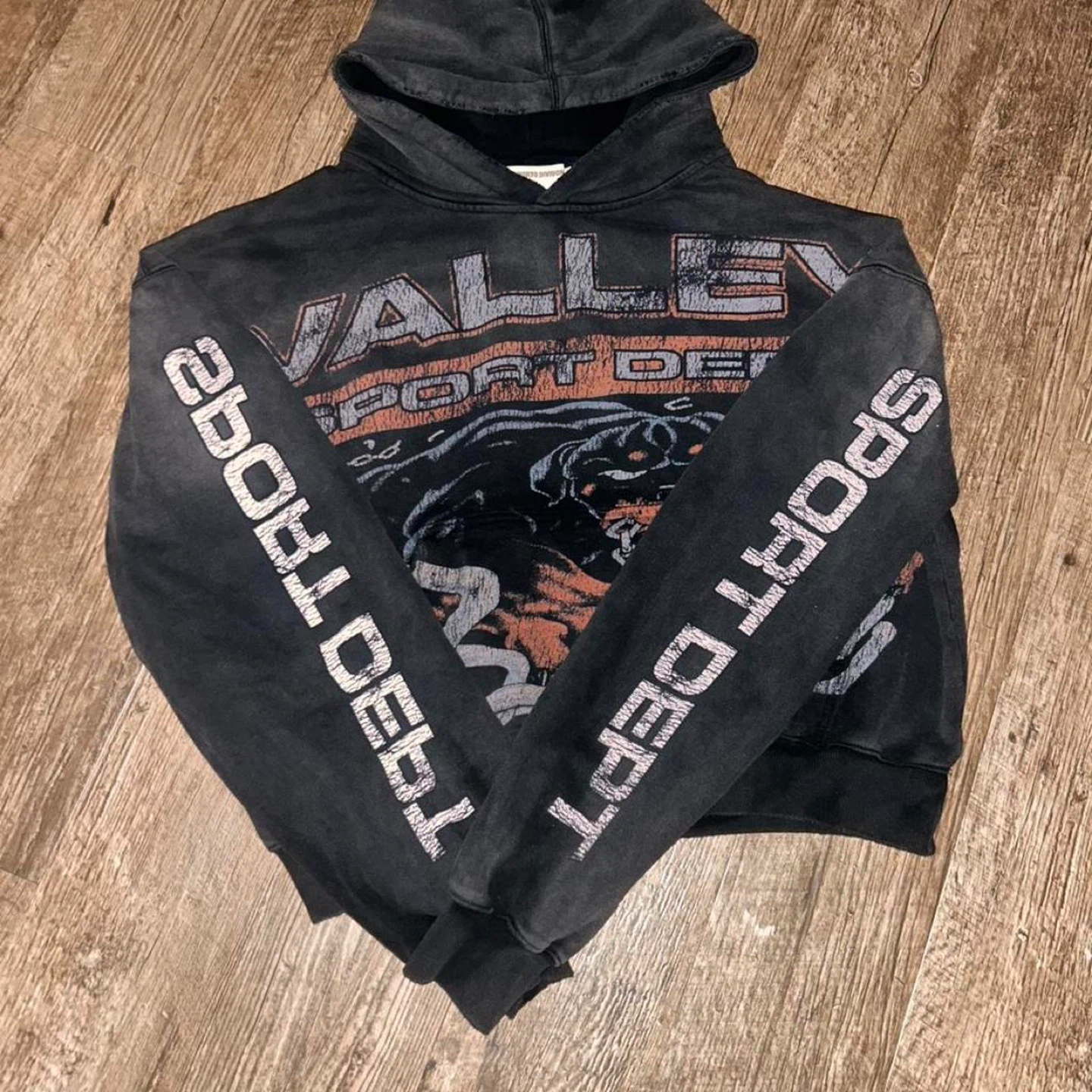 VALLEY SPORT DEPT. Graphic Hoodie - photo 3