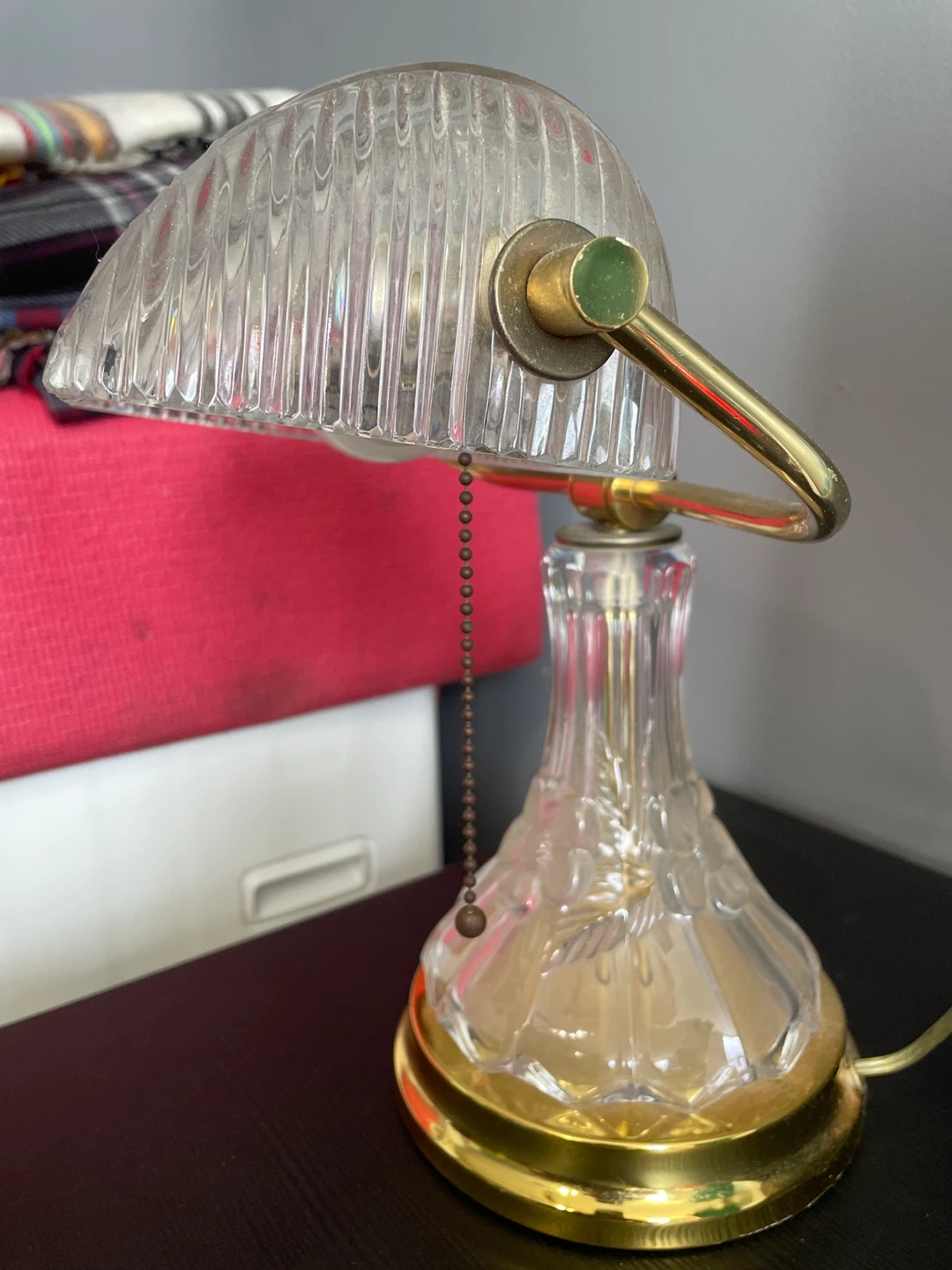 Vintage Style Glass and Brass Banker's Lamp - photo 3
