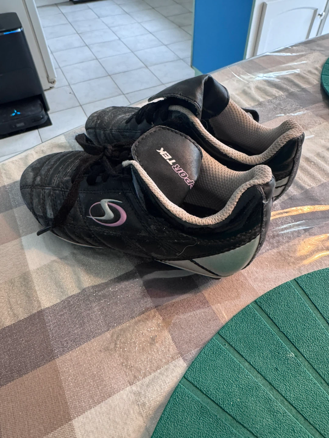 Youth Soccer Cleats Sizes youth 12 & 13
