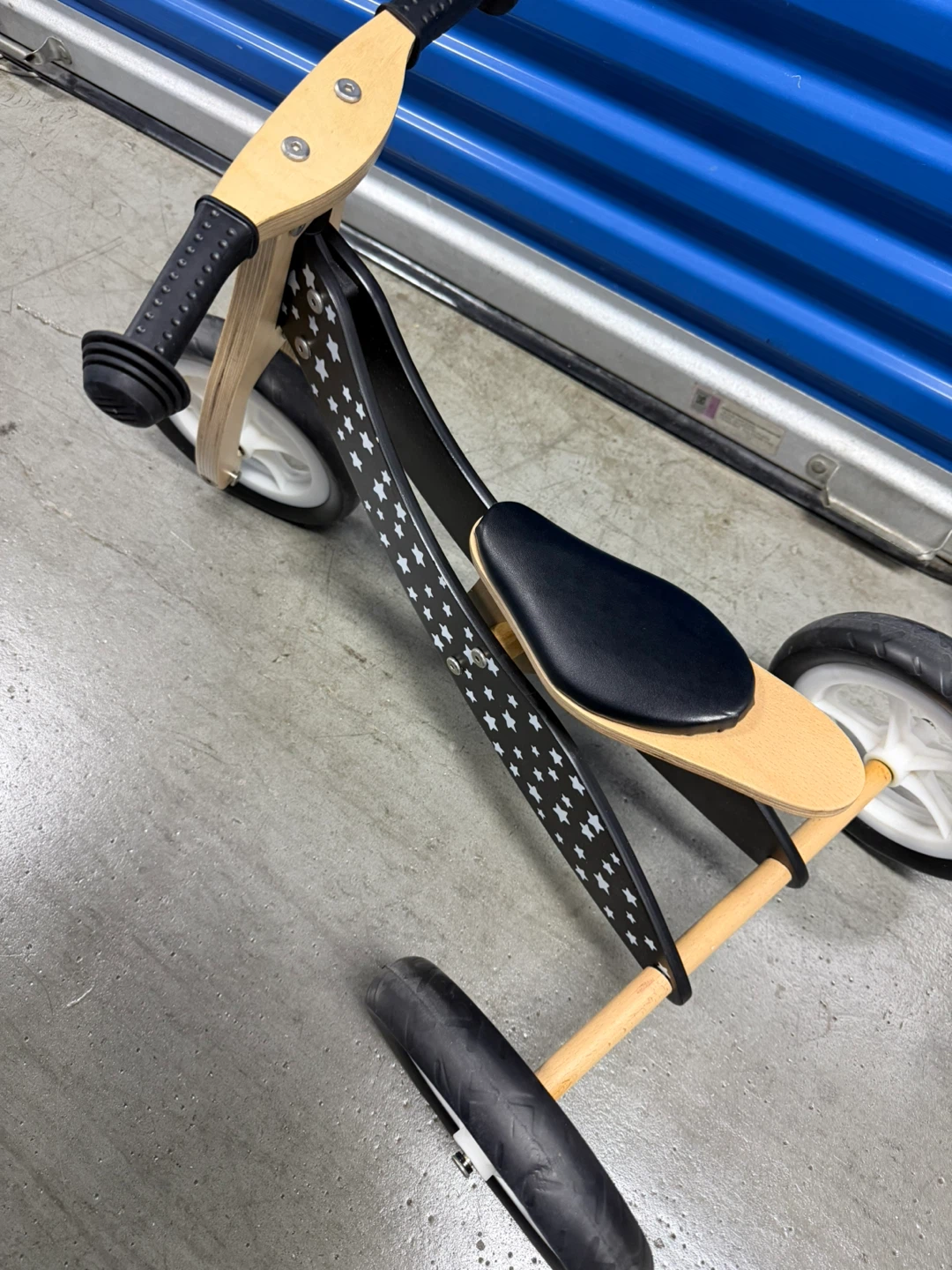 Coco Village Wooden Balance Bike with Stars - photo 2