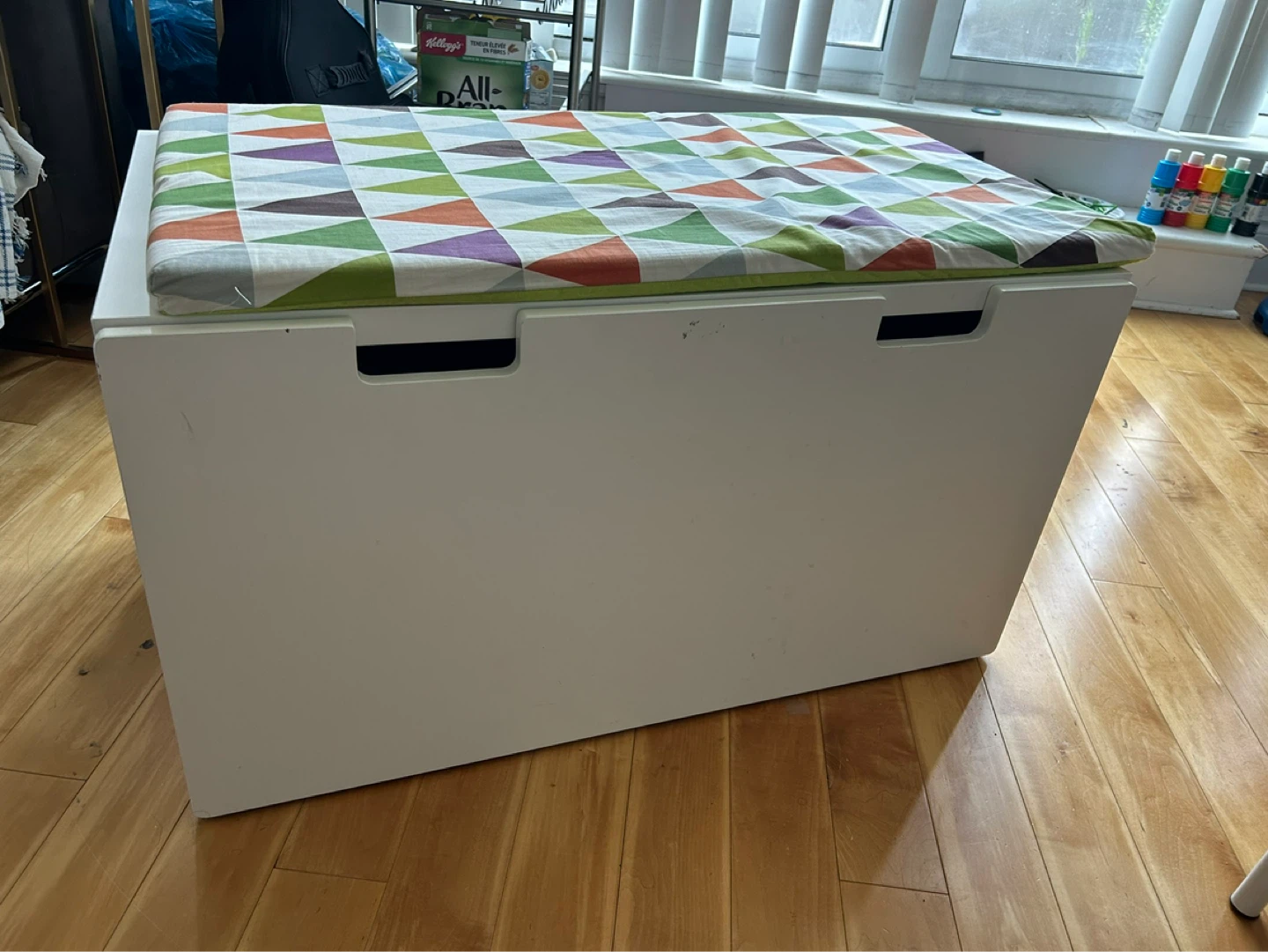 Moving Sale! IKEA White Storage Bench with Geometric Cushion - photo 4
