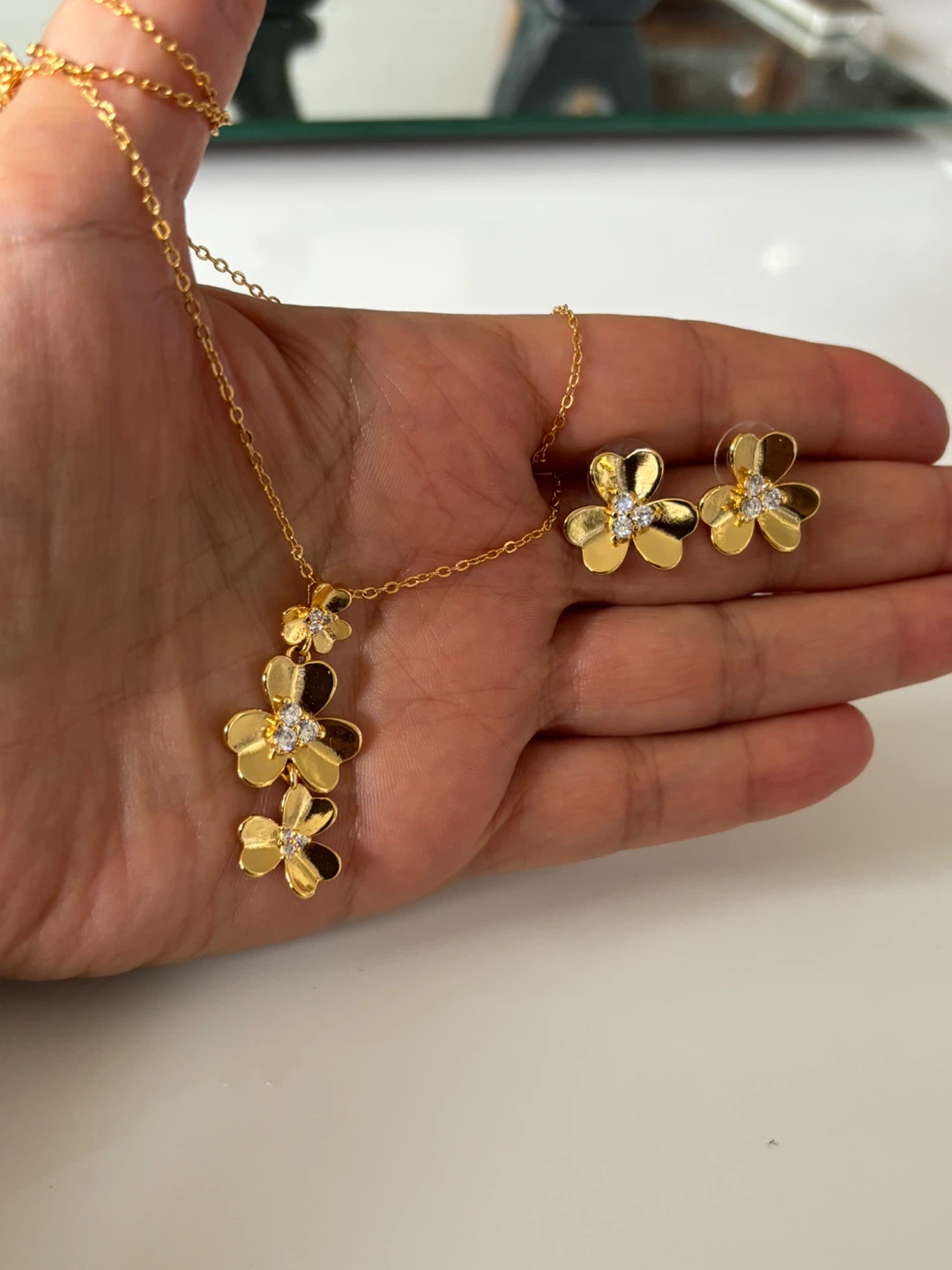 Gold-plated tone Flower Necklace and Earring Set