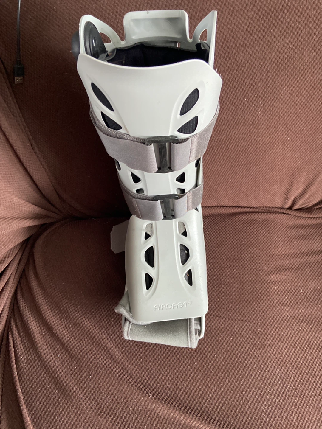 Aircast Softstrike Walking Boot