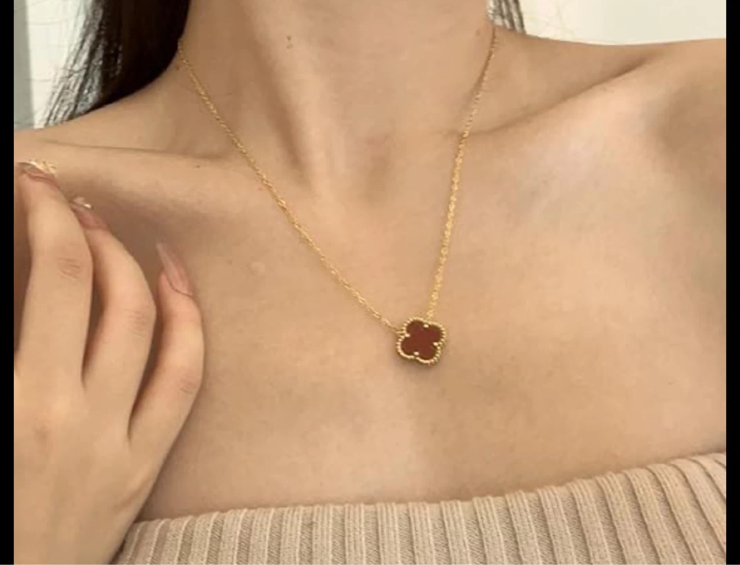 Gold plated Clover Pendant Necklace - photo 4