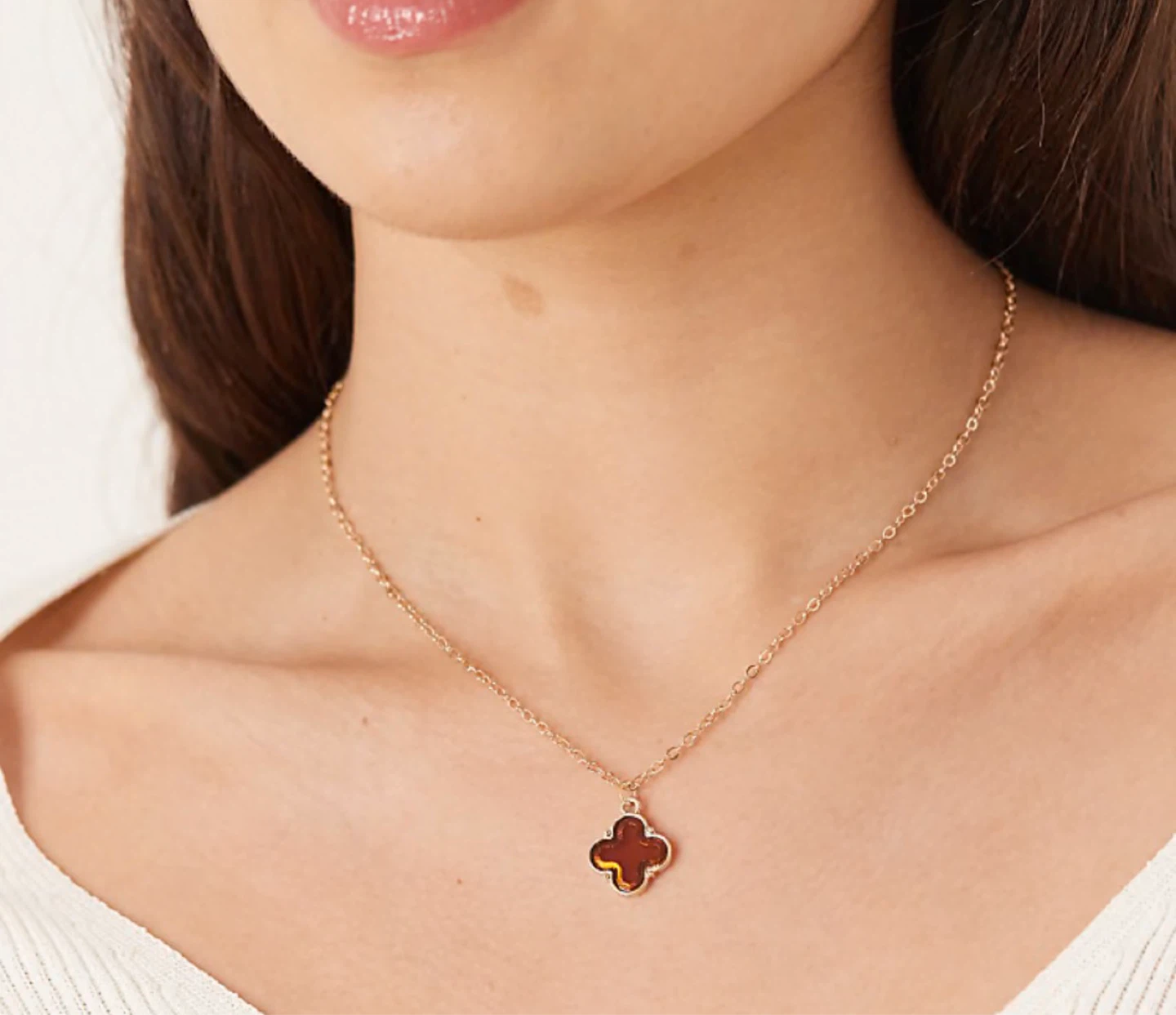 Gold plated Clover Pendant Necklace