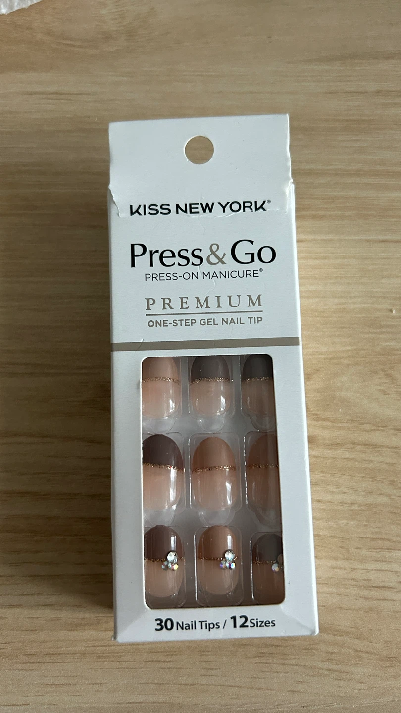 Press-on Nails