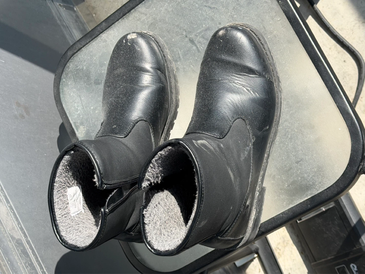 Black Winter Boots with Fleece Lining