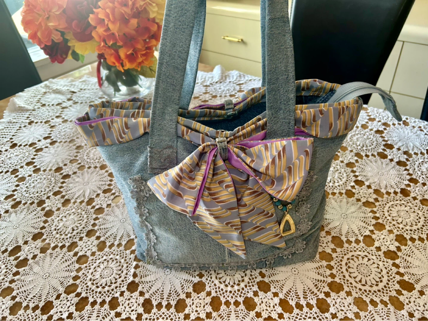 Cottage-core Durable Denim Tote Bag with Bow Detail - photo 2