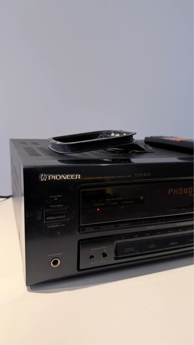 Pioneer VSX-403 Receiver - photo 2