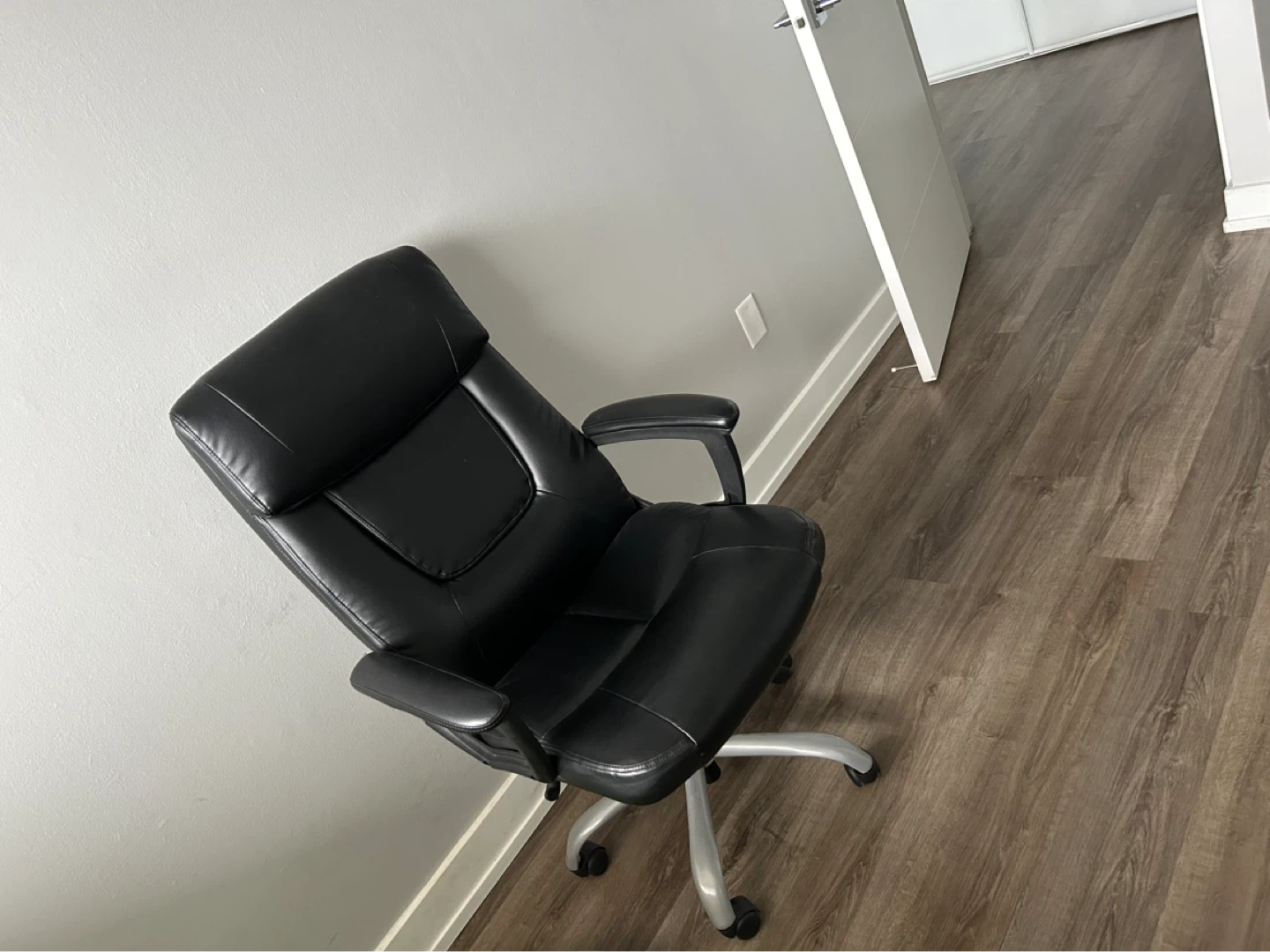Black Executive Office Chair
