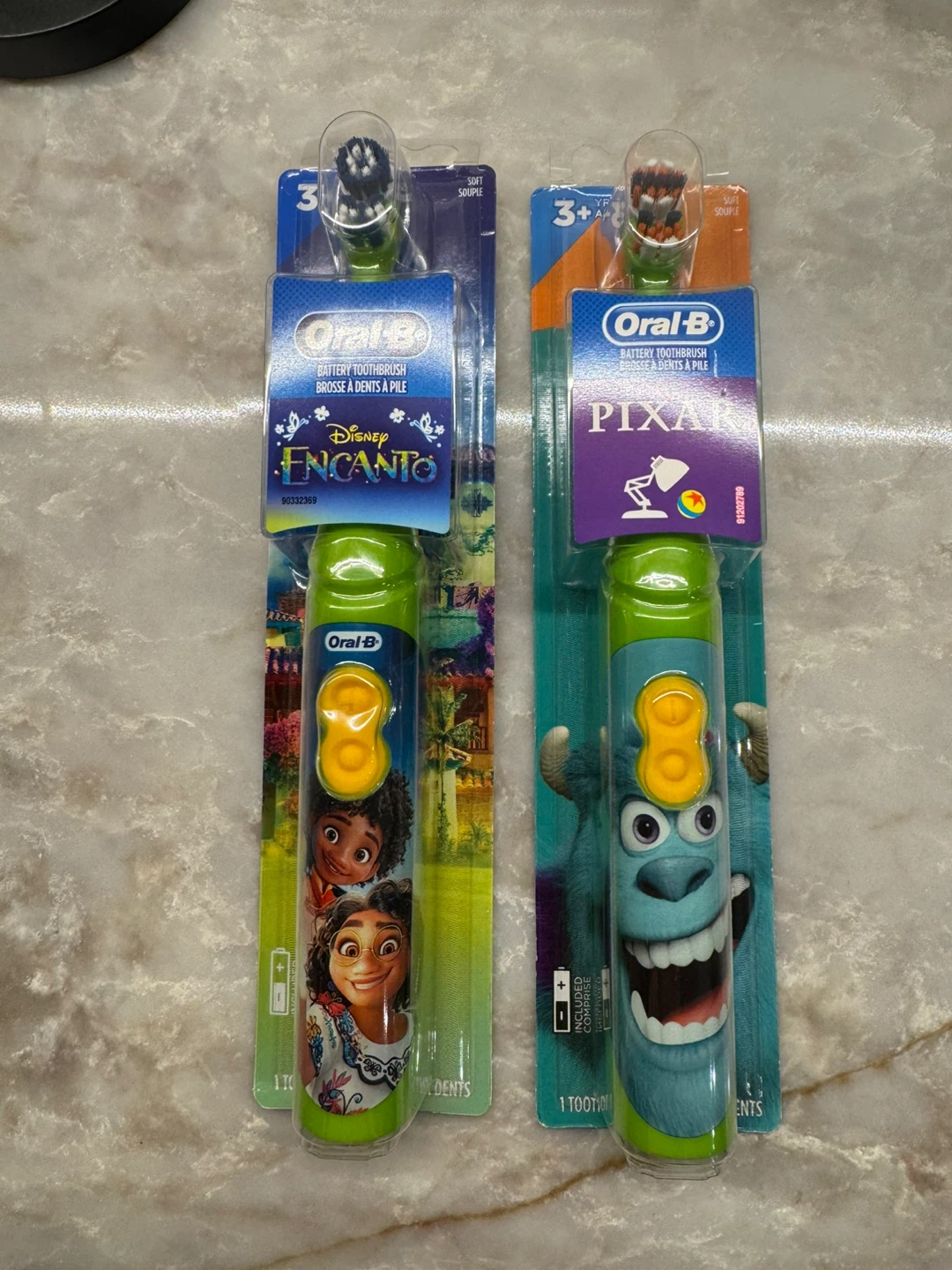 Oral-B Kids Battery Toothbrush - Encanto & Pixar
