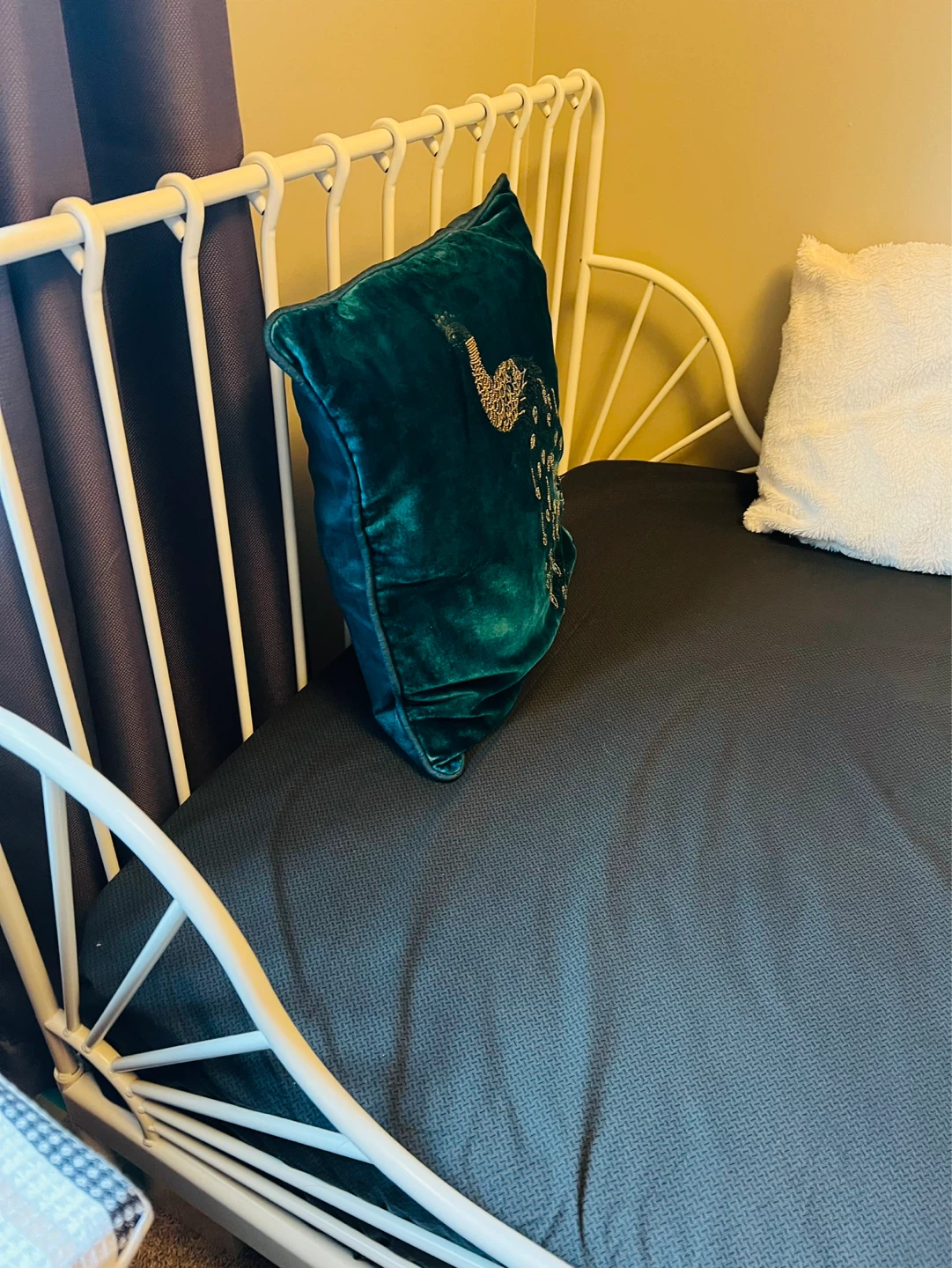 White Metal twin Daybed cum crib bed with twin mattress - photo 5
