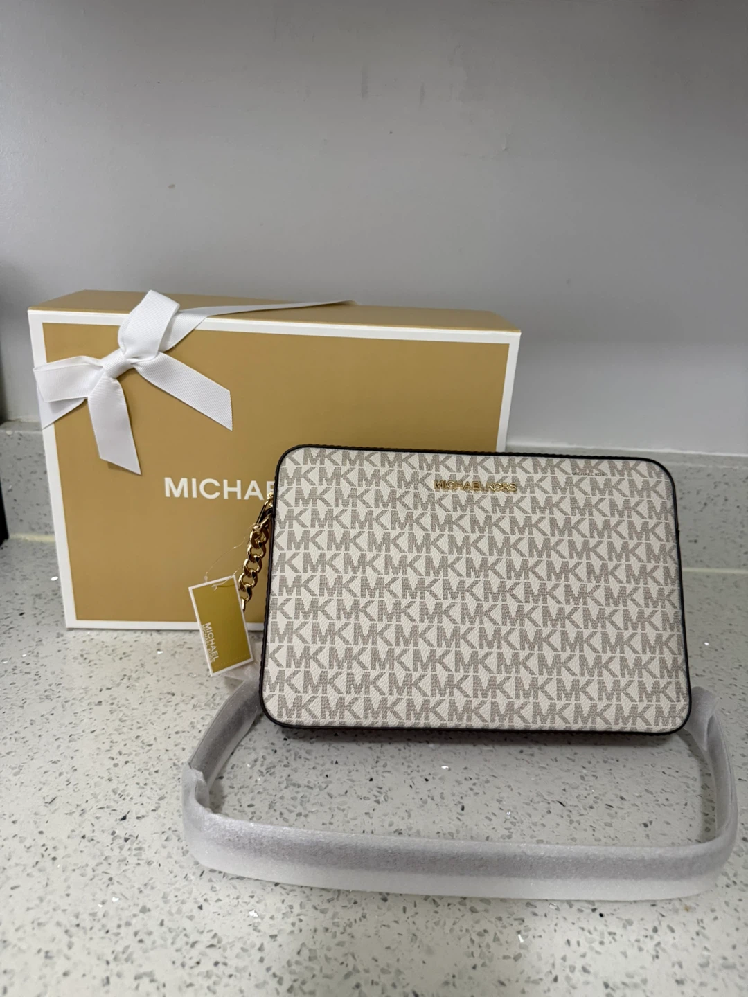 Michael Kors Crossbody Bag - Vanilla - photo 2