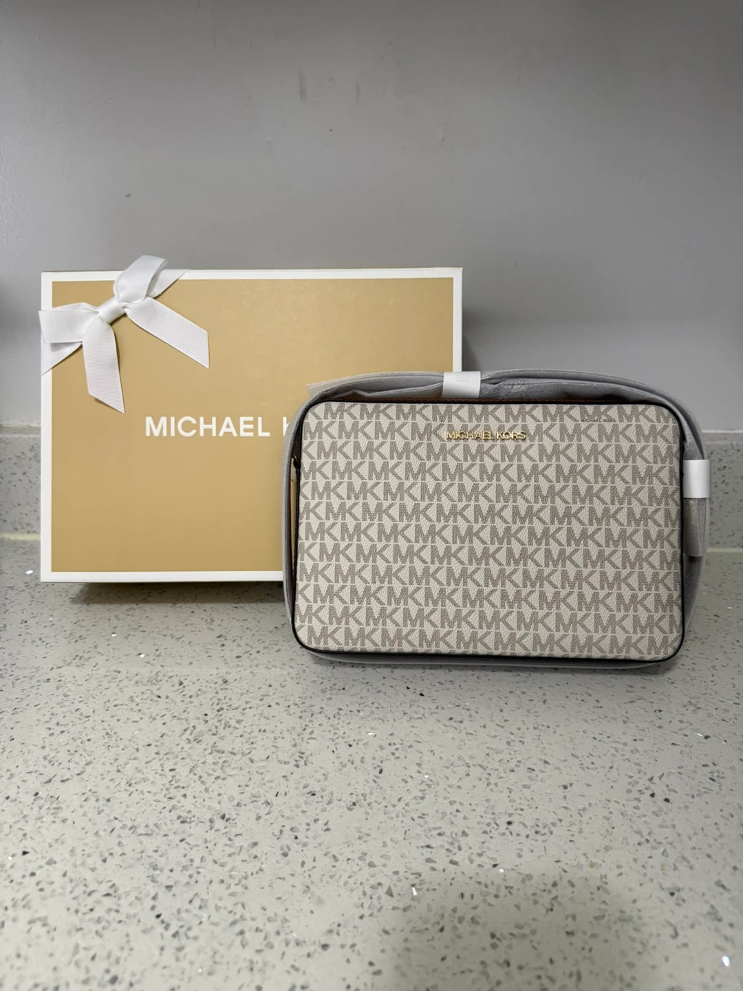 Michael Kors Crossbody Bag - Vanilla