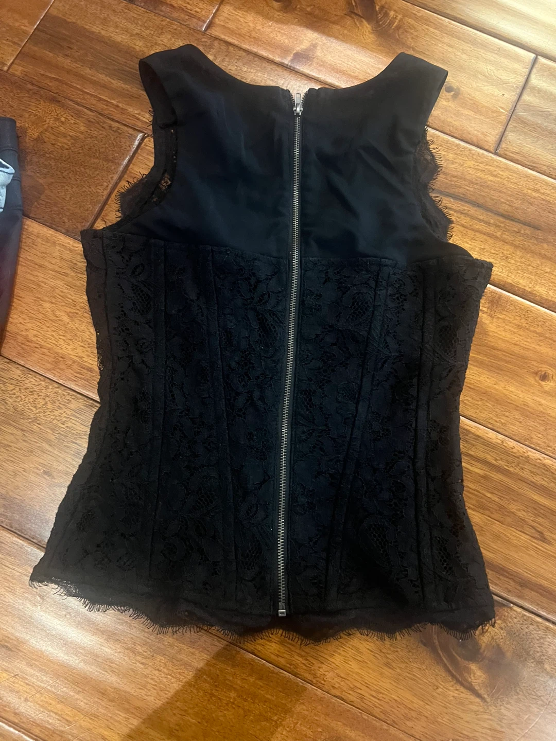 Suzy Shier Lace Corset Top - photo 3