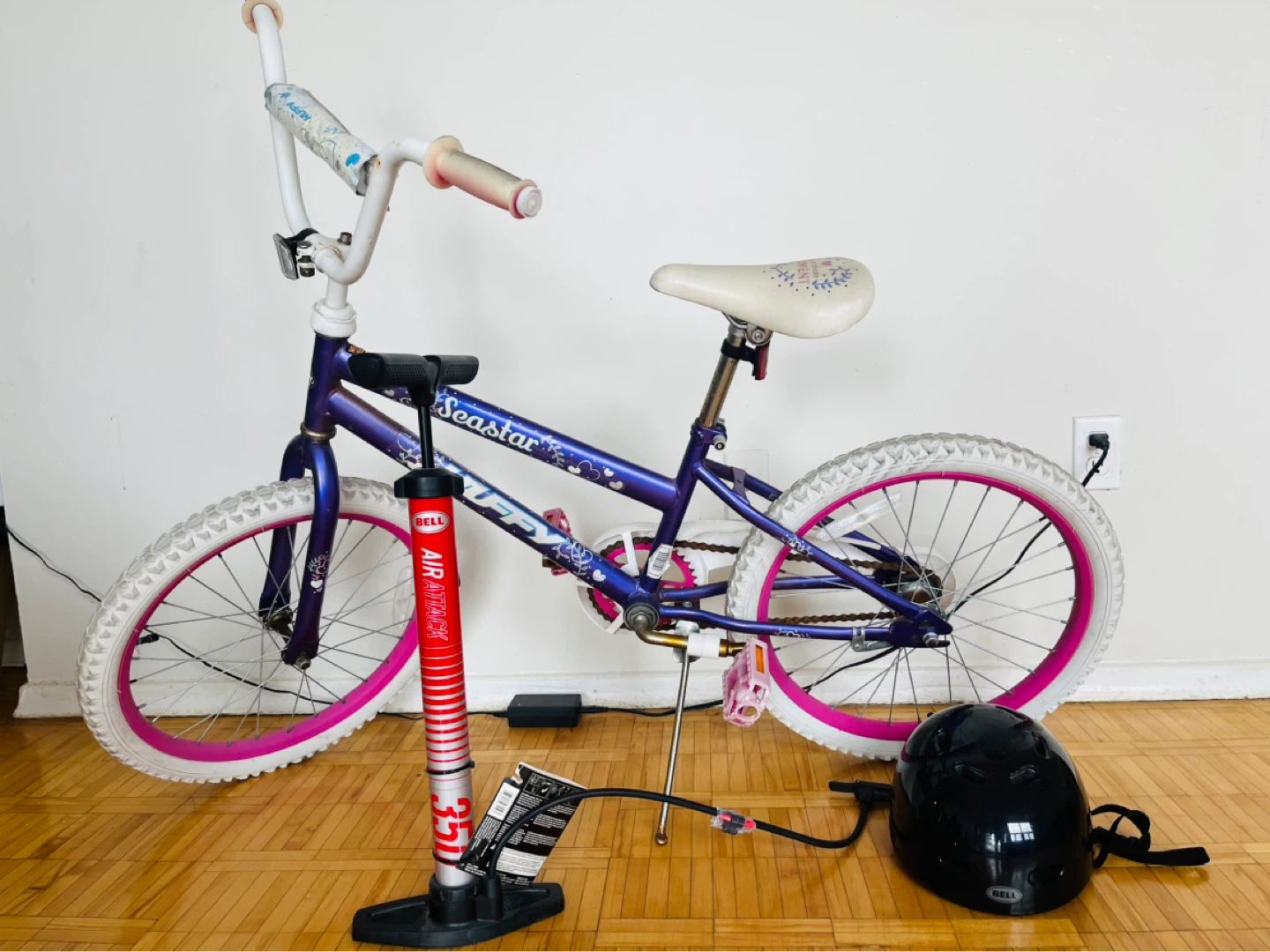 Seastar Kids BMX Bike with Helmet and Pump