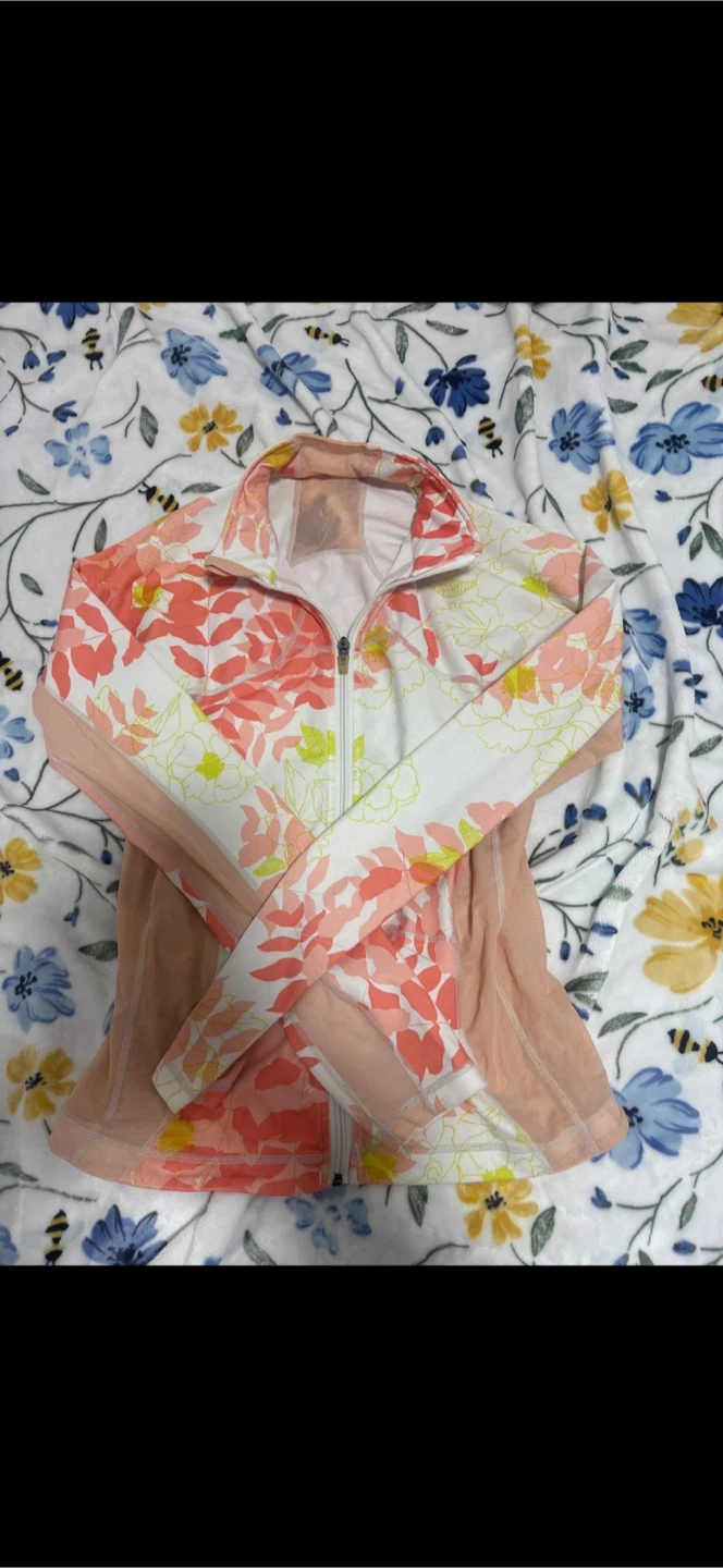 Lululemon Women's Floral Zip-Up Jacket