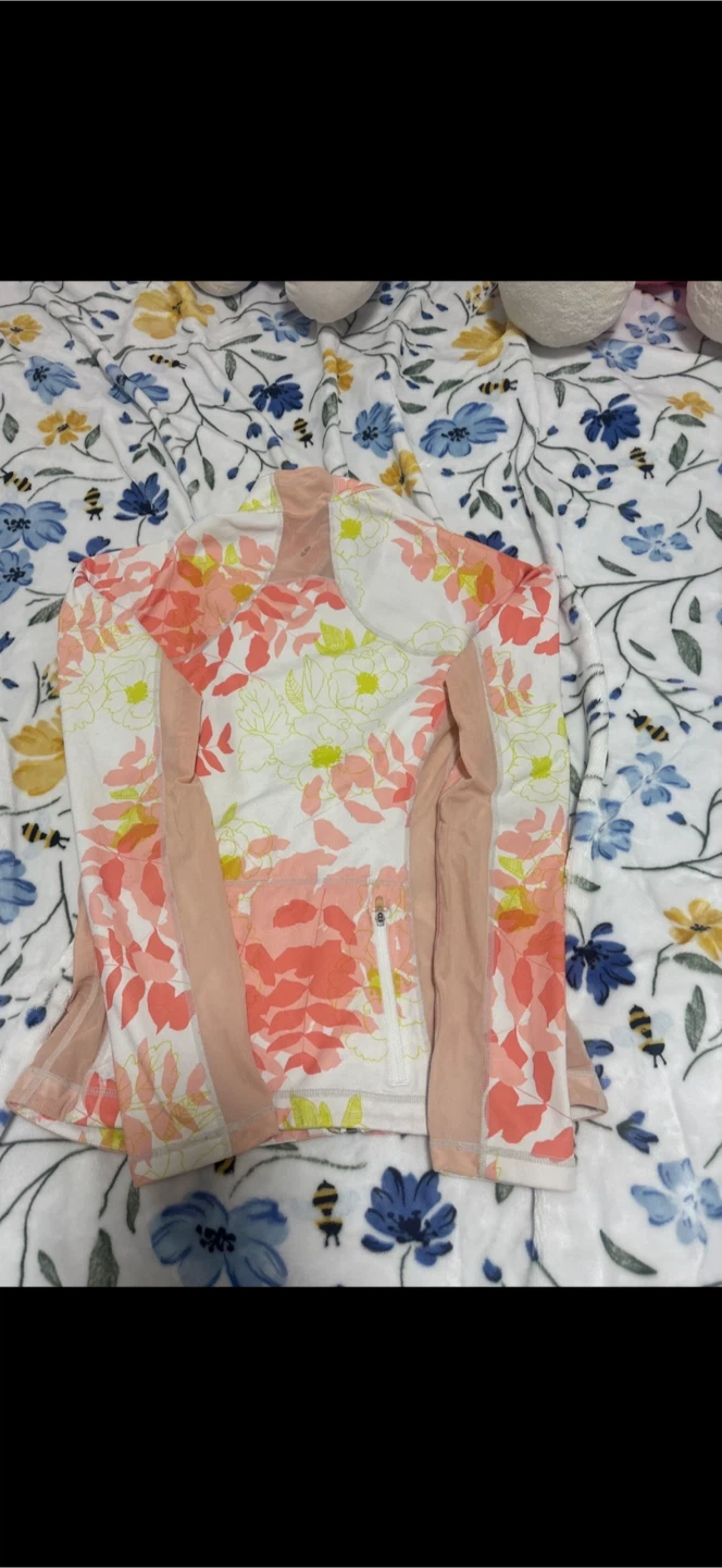 Lululemon Women's Floral Zip-Up Jacket - photo 2