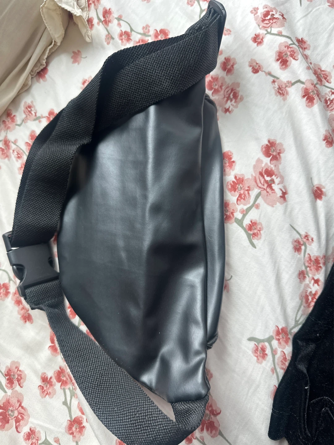Black Quilted Fanny Pack - photo 2