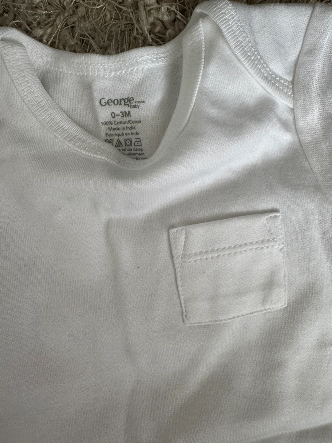 George Baby White Short-Sleeve Bodysuit 0-3M - photo 2