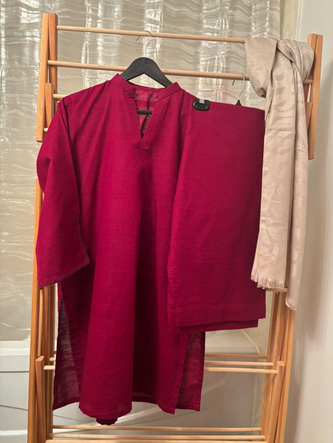 3 Piece Magenta Kurti Set with Scarf - photo 2
