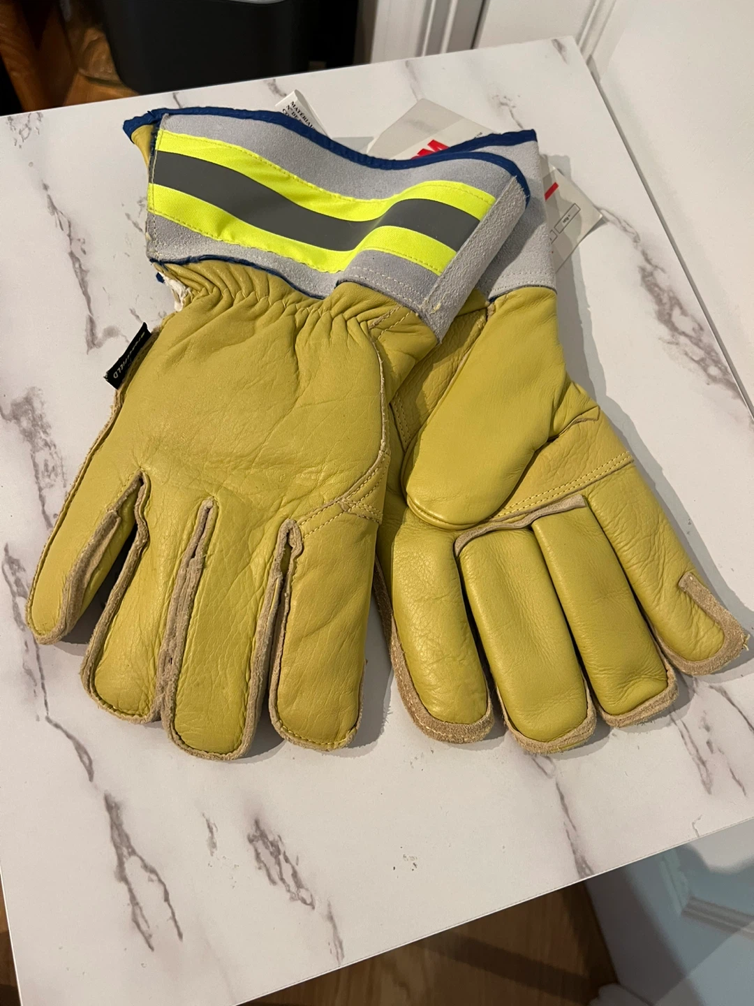 NWT 3M Thinsulate Insulation Gloves - photo 2