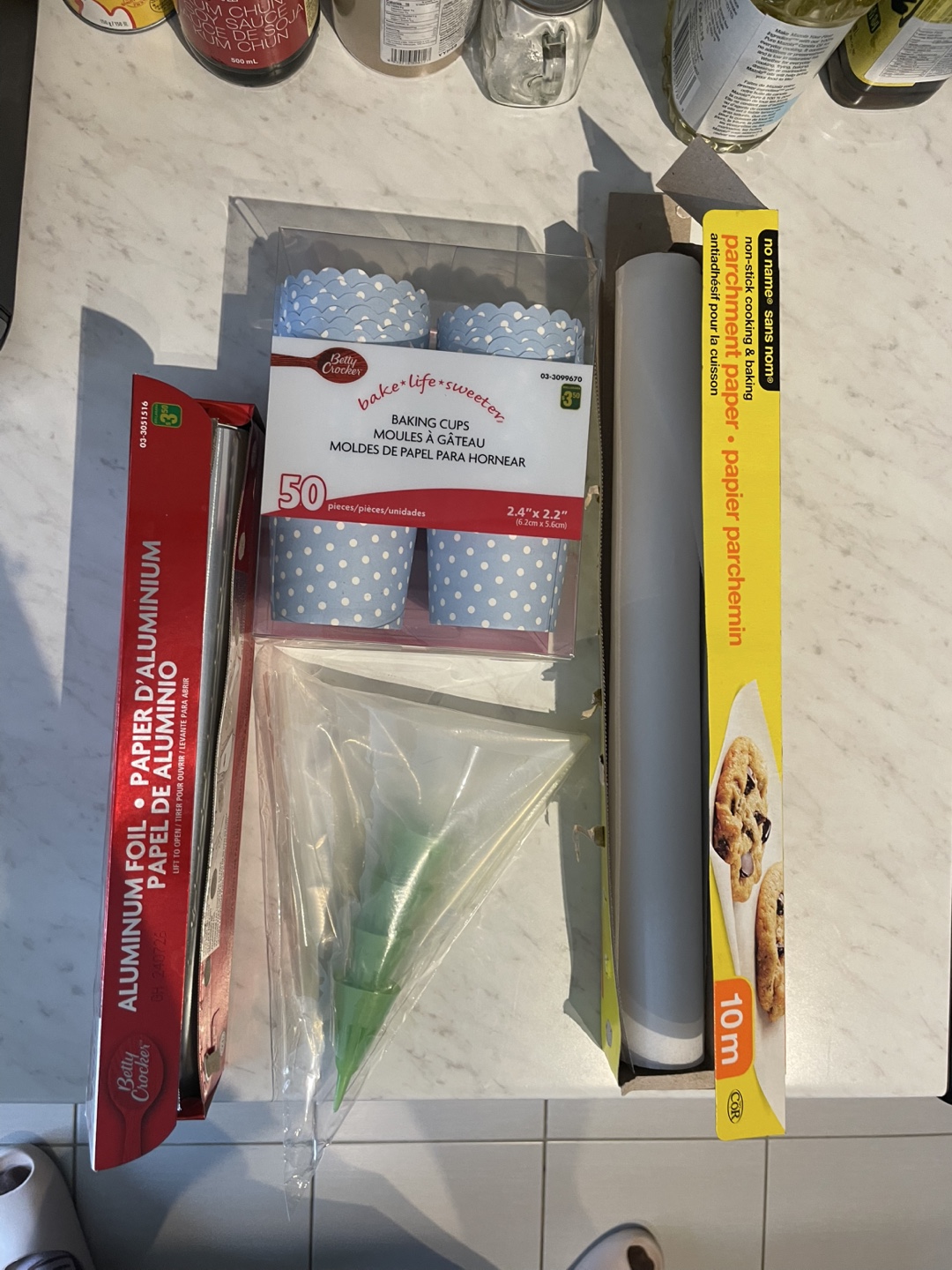 Betty Crocker Baking Cups, Parchment Paper, and Aluminum Foil - photo 3